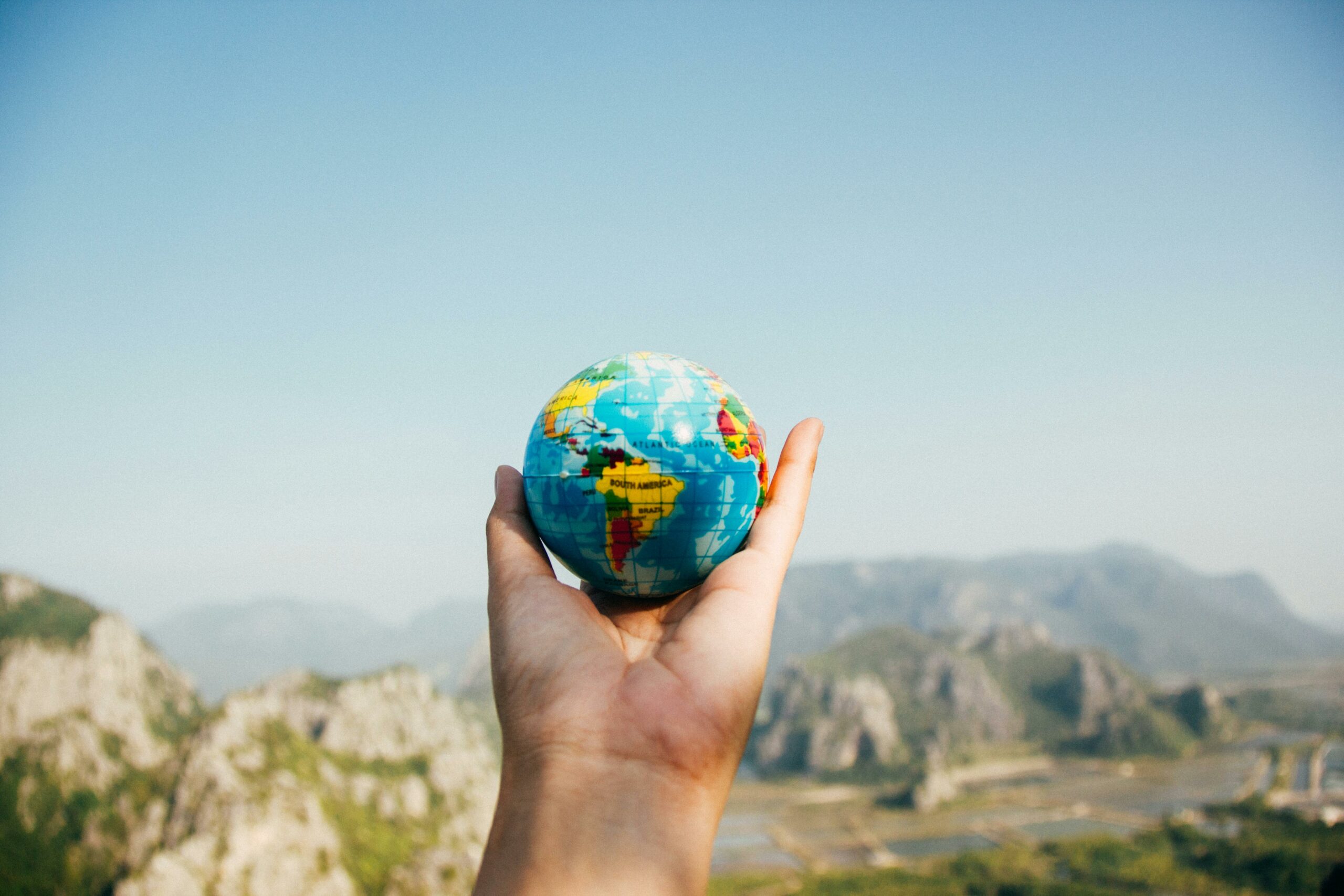 Embracing Sustainable Travel: Eco-Friendly Adventures for the Conscious Digital Nomad