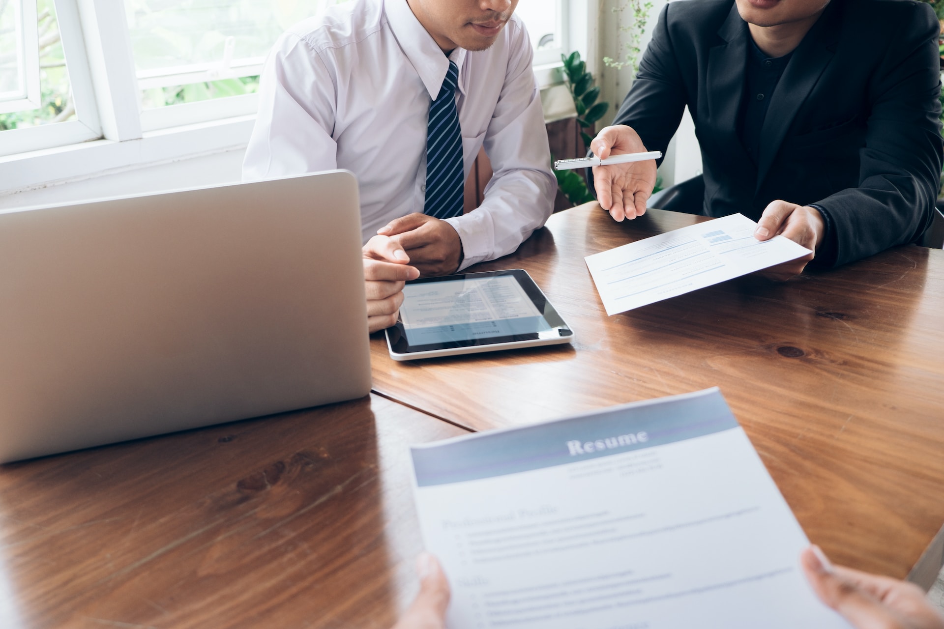 A Comprehensive Guide to Creating a Winning Seasonal Work Resume