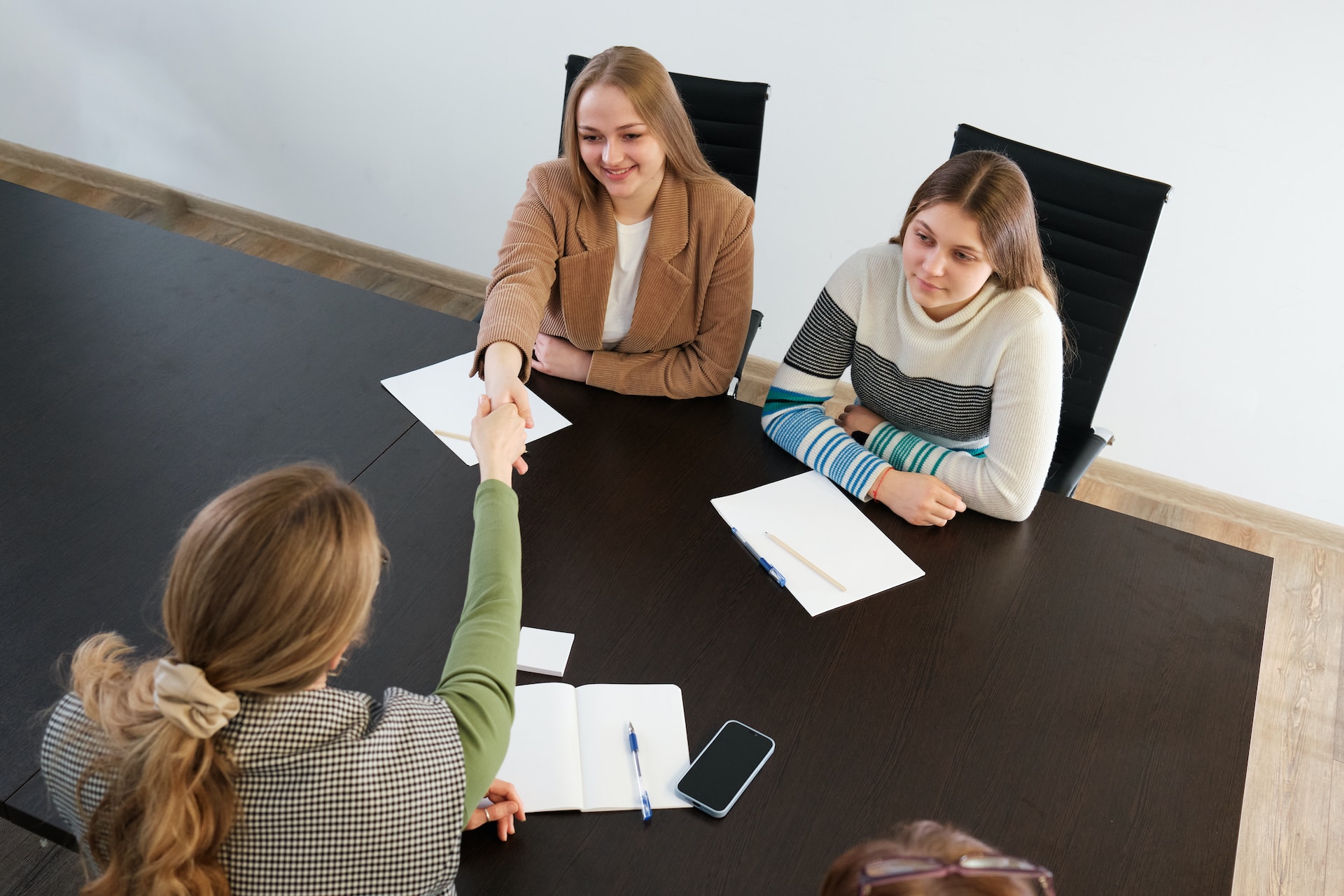 5 Crucial Characteristics of a Good Seasonal Employee