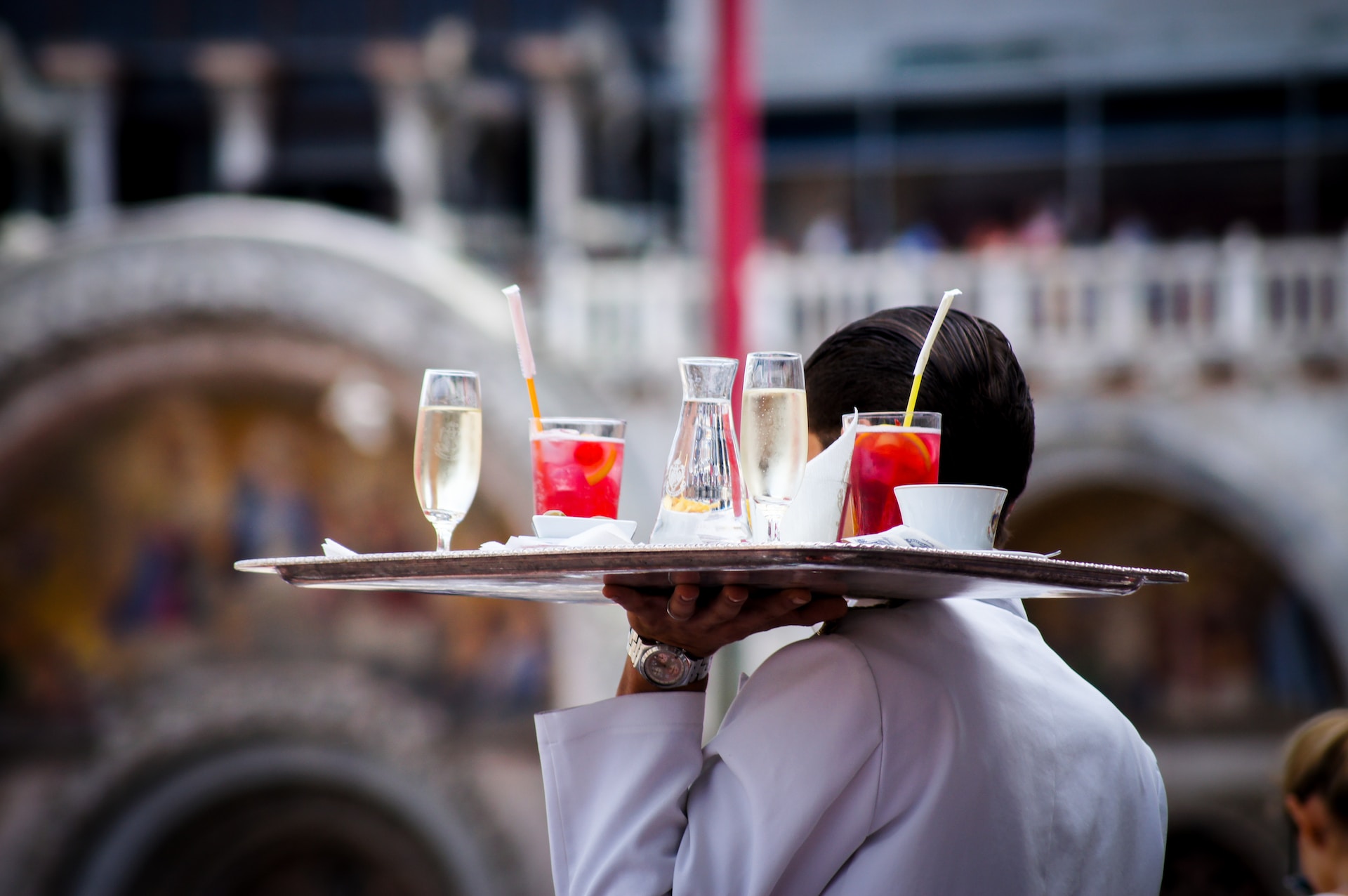 Signs Your Holiday Hire Is a Fit for Full-Time Employment